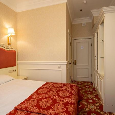Royal Olympic Hotel Kiew Exterior foto