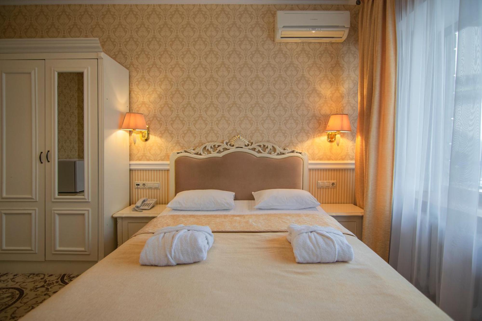 Royal Olympic Hotel Kiew Exterior foto