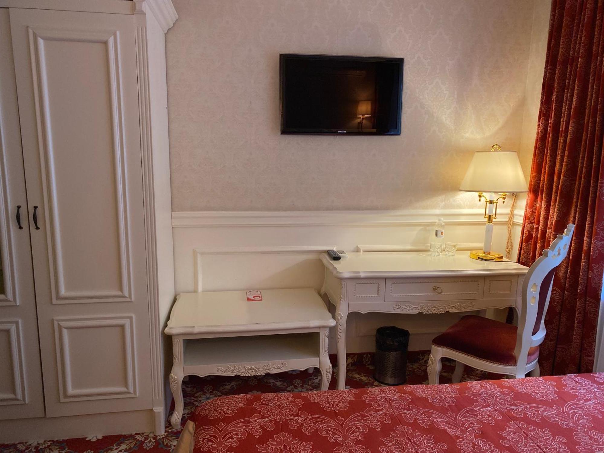 Royal Olympic Hotel Kiew Zimmer foto