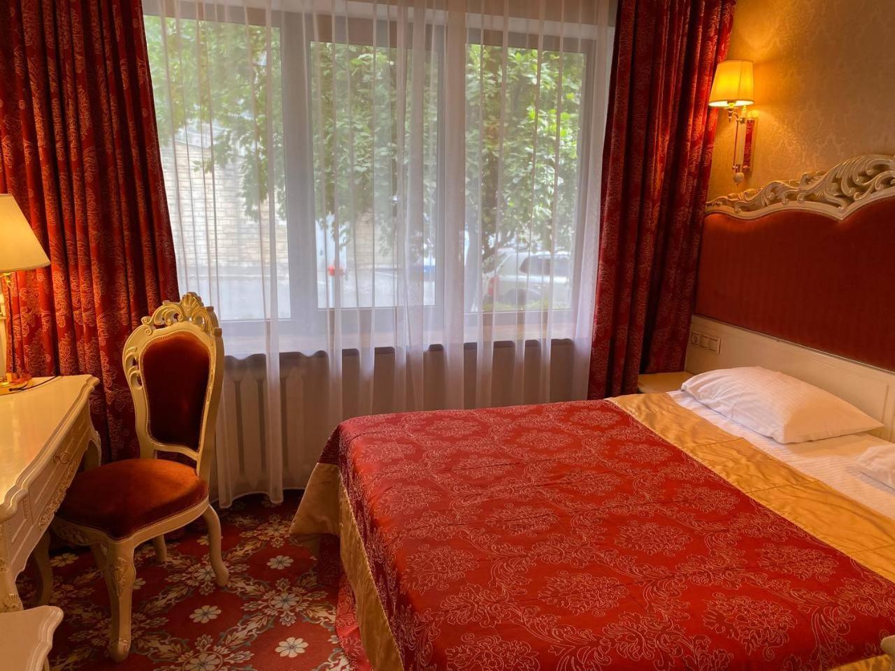 Royal Olympic Hotel Kiew Zimmer foto