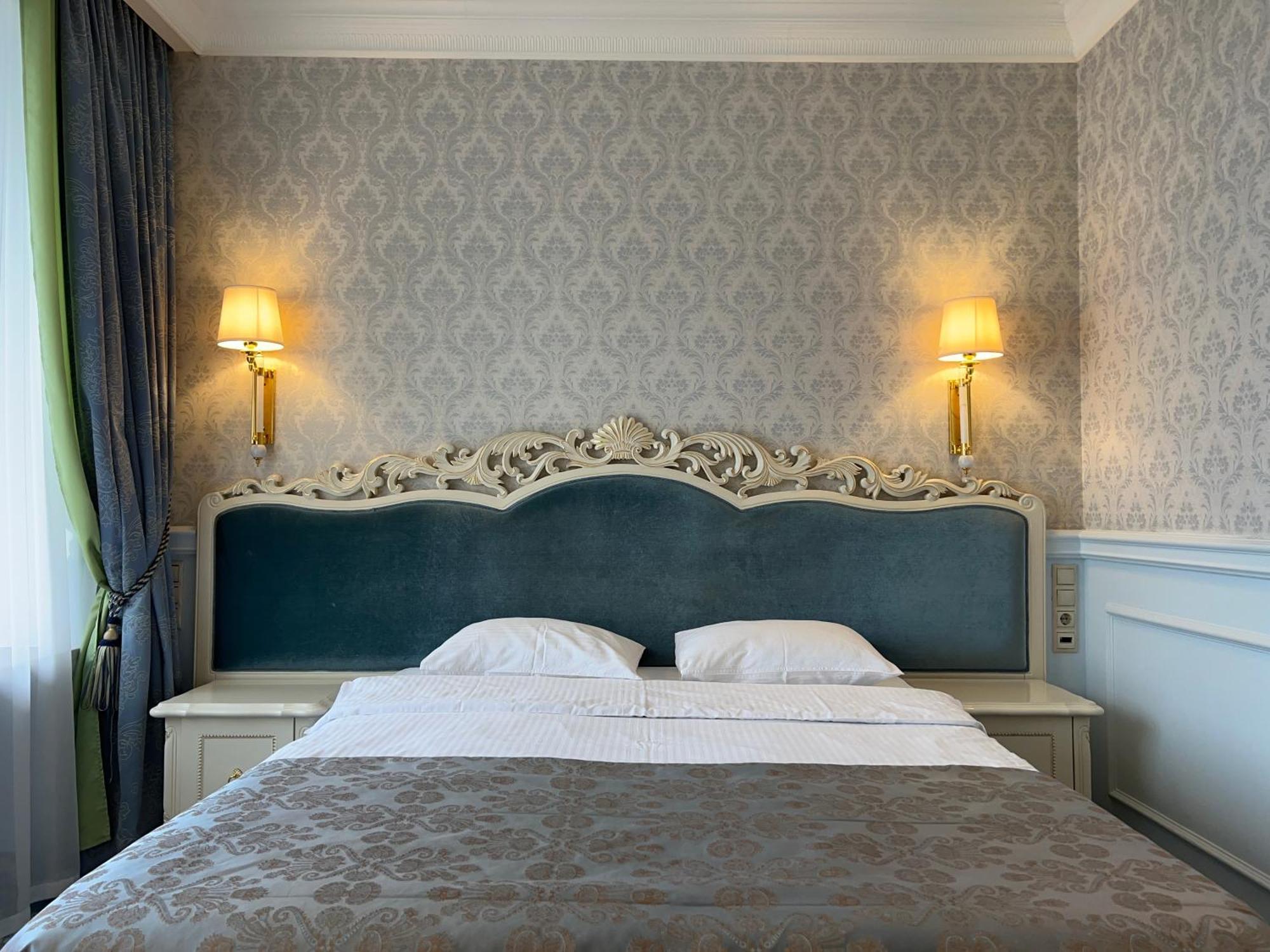 Royal Olympic Hotel Kiew Zimmer foto